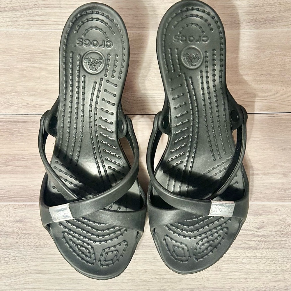 CROCS Womens Crocs With Heels Cyprus IV Black Slip On Sandals Size Size 8